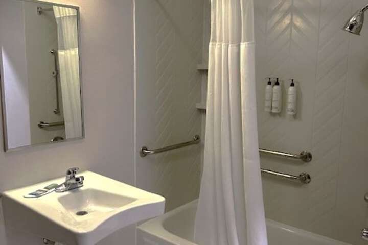 Fairfield Inn & Suites by Marriott Chicago Naperville
