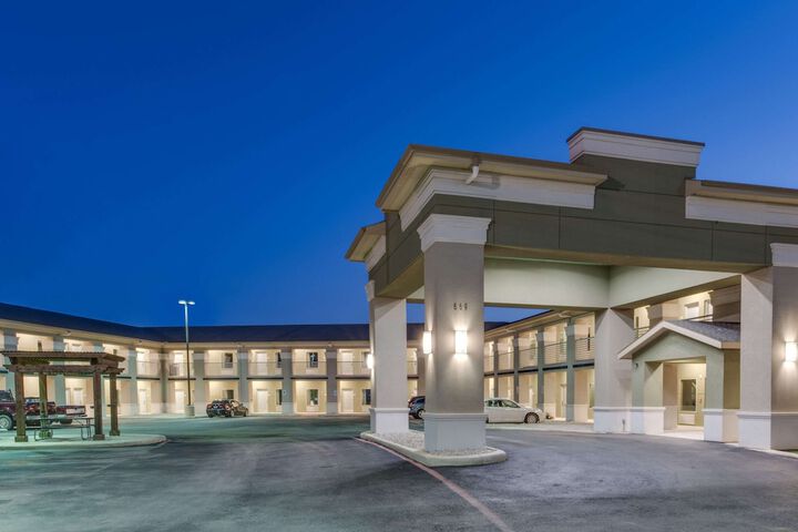 Hotel 2 of 19