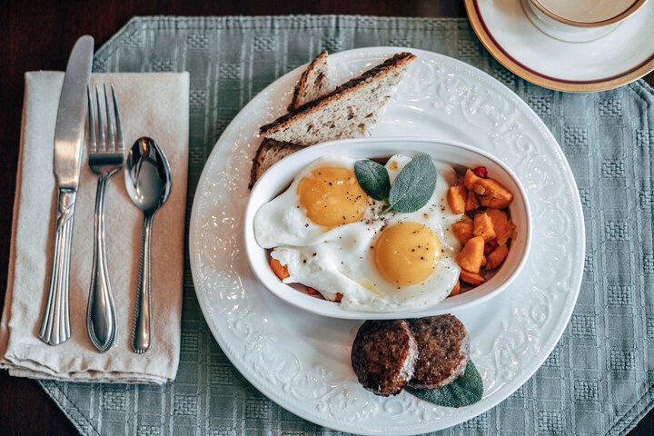 Breakfast/Coffee Service 28 of 34