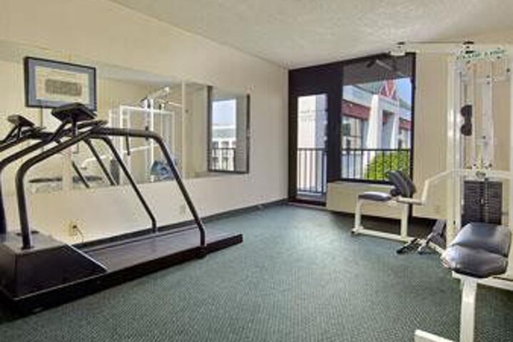Days Inn by Wyndham Cornelius Lake Norman