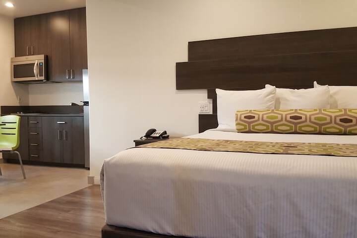 Room 9 of 21