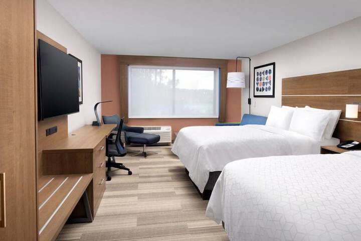 Room 43 of 67