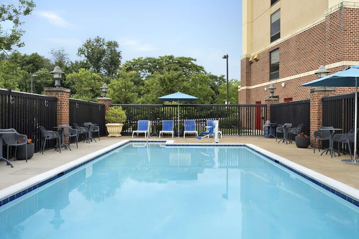 Pool 4 of 63