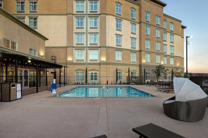 Pool 9 of 53