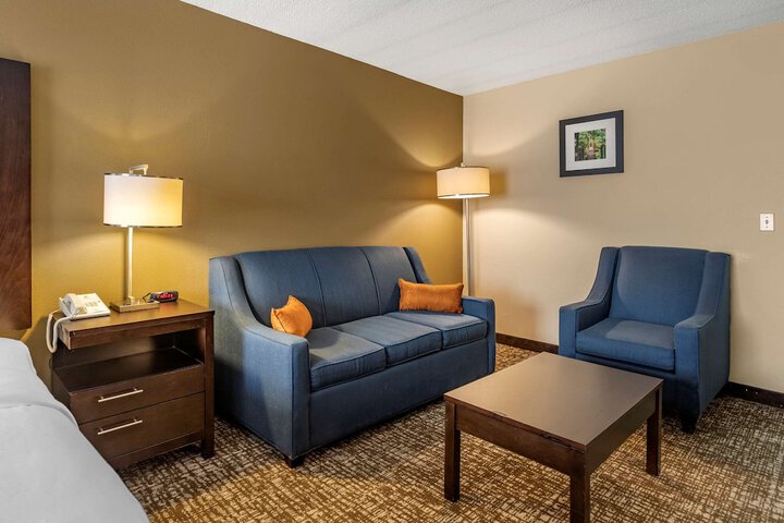 Room 16 of 46