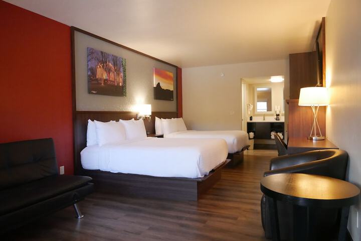 Room 28 of 37