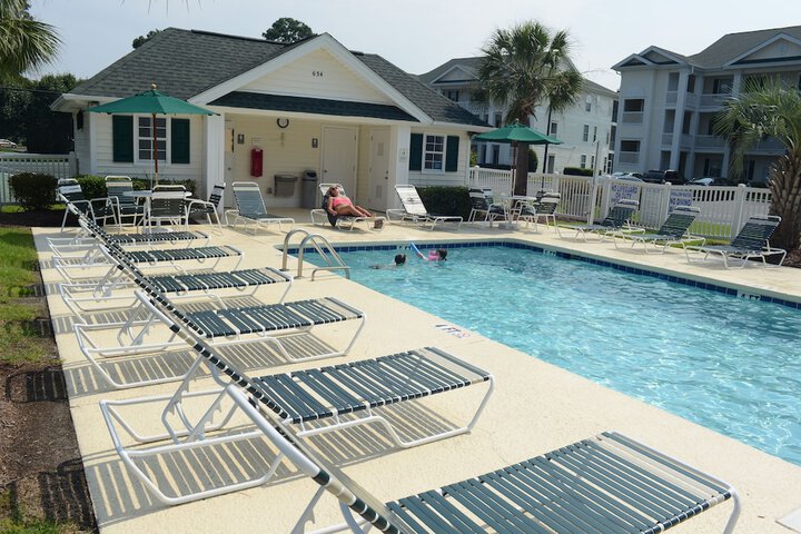 Pool 22 of 102