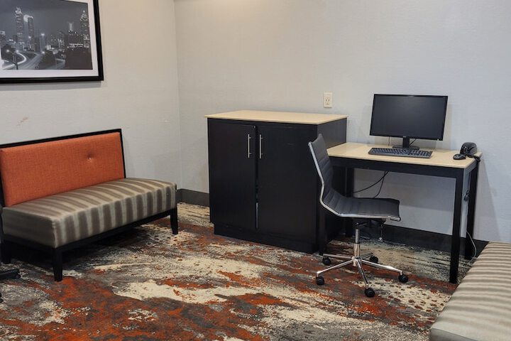 Business Center 46 of 48