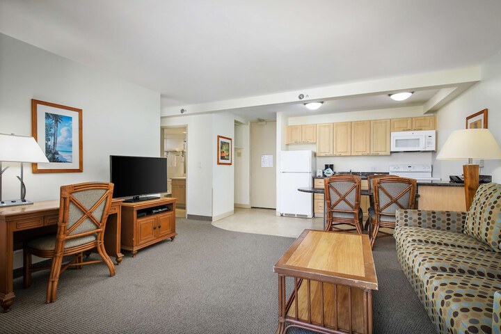 Room 22 of 90