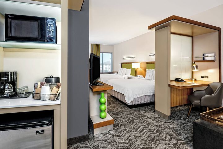 Room 16 of 20
