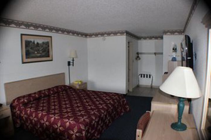 Bandera Lodge
