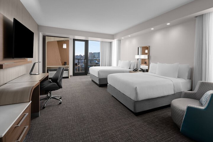 Room 20 of 53