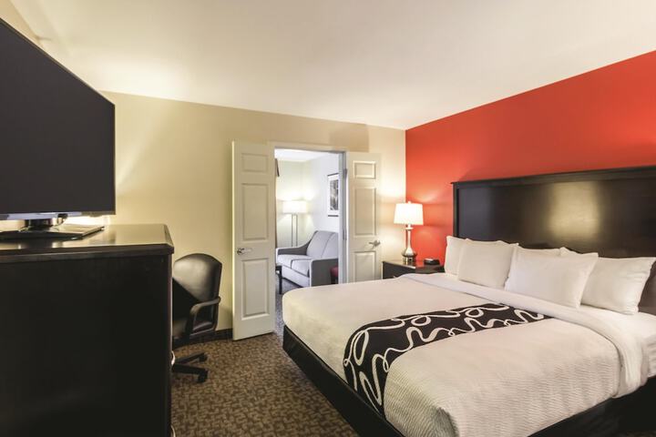 La Quinta Inn & Suites by Wyndham Fargo-Medical Center