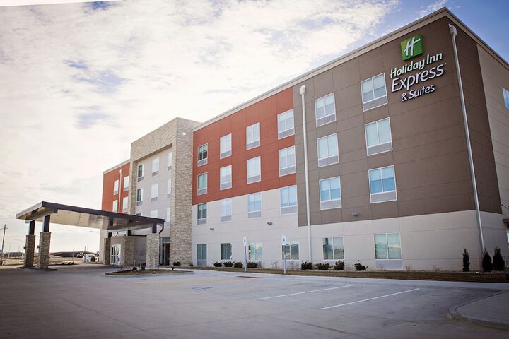 Hotel 3 of 53