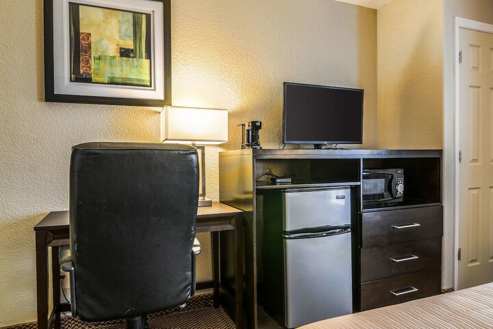 Room 28 of 55