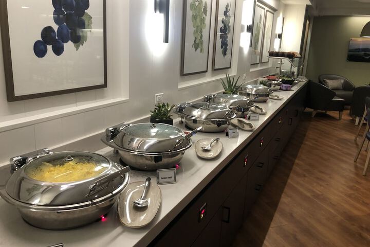 Dining 52 of 62