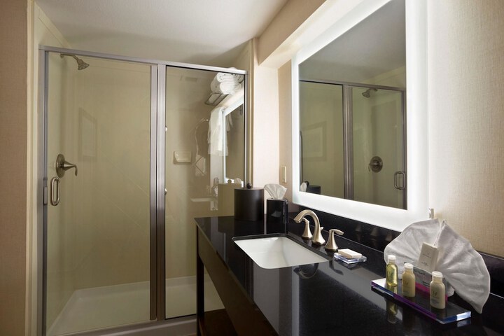Wingate by Wyndham Seminole