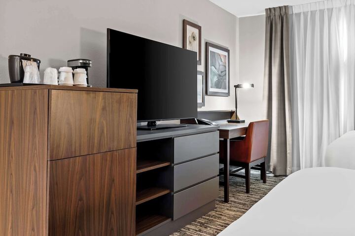 Room 18 of 26