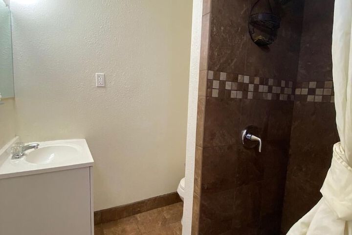 Room 40 of 49