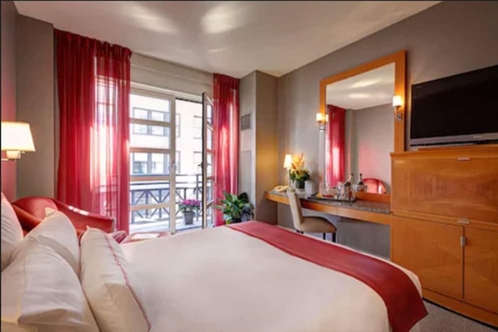 Room 40 of 44