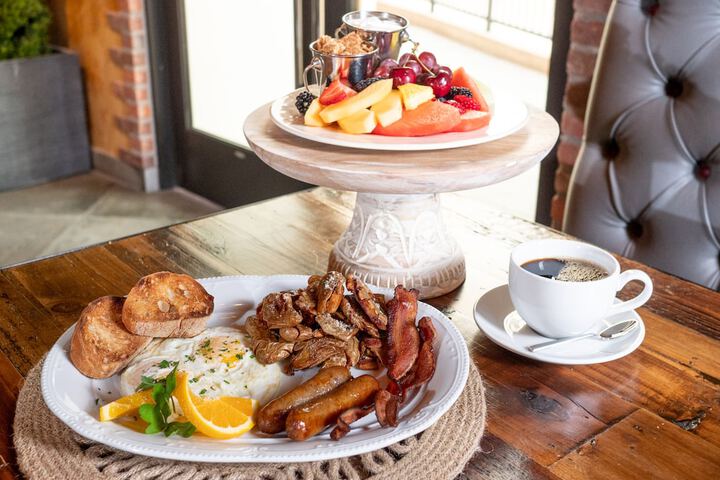 Breakfast/Coffee Service 43 of 54