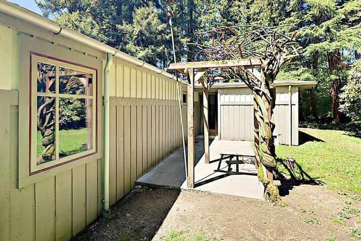 Terrace/Patio 17 of 28