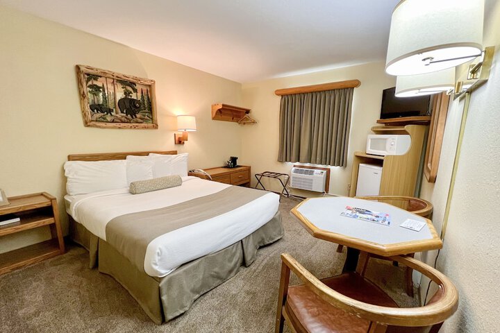 Room 30 of 47