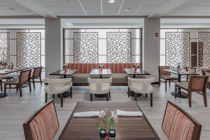 Holiday Inn Mishawaka by IHG
