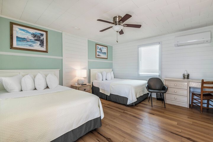 Island Guesthouse and Motel