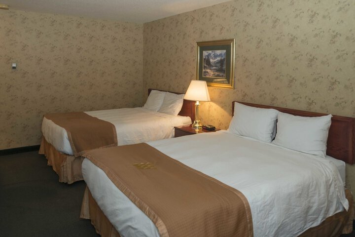 Room 17 of 32