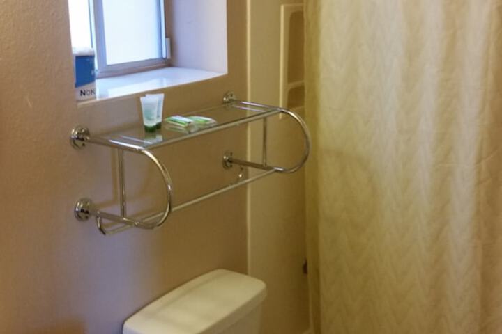 Room 12 of 15