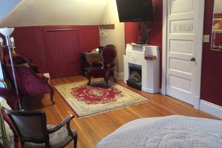 Room 25 of 35