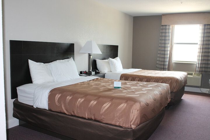 Room 64 of 120