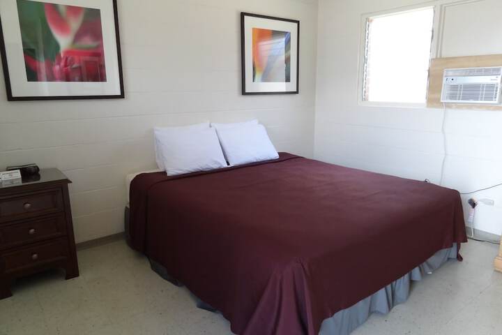 Room 30 of 68