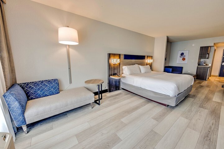Holiday Inn Express Hotel & Suites Columbus Univ Area - Osu by IHG