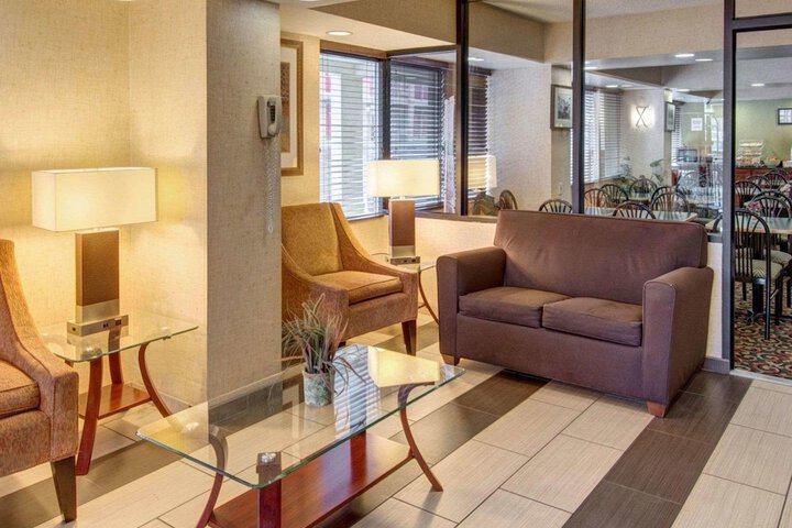 Hotel Interior 9 of 17