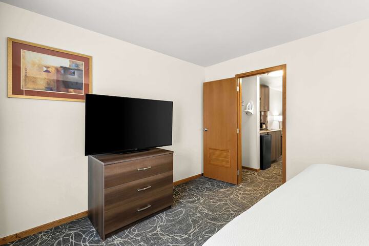 Room 38 of 54