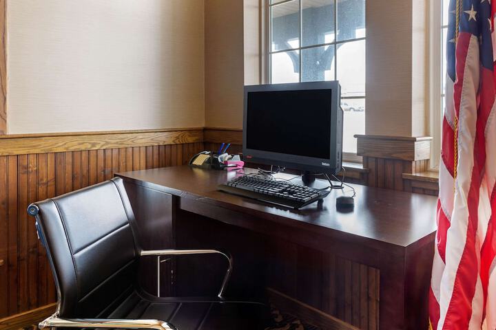 Business Center 58 of 58