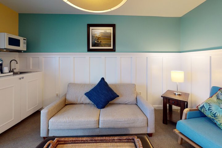 Room 30 of 80