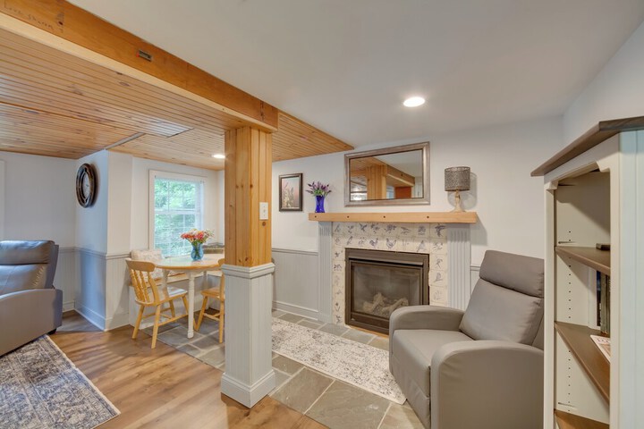 Charming Manheim Cottage w / On-site Animal Viewing