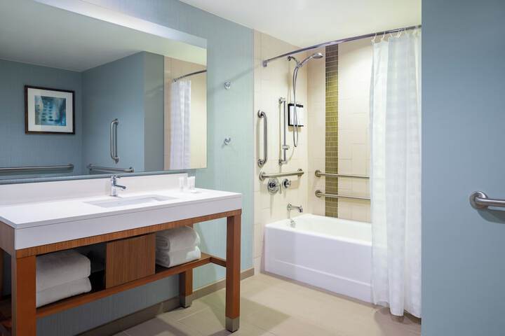 Hyatt Place Boca Raton / Downtown