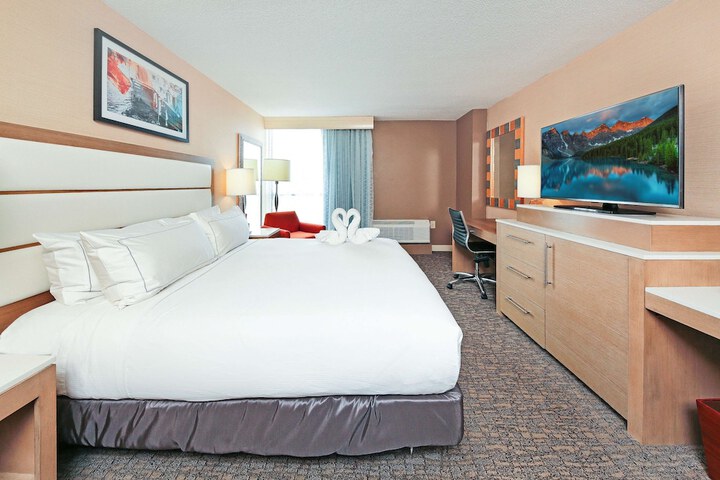 Room 30 of 40