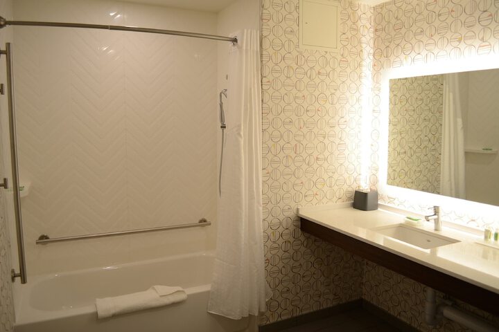Room 54 of 117