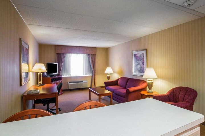 Room 17 of 41