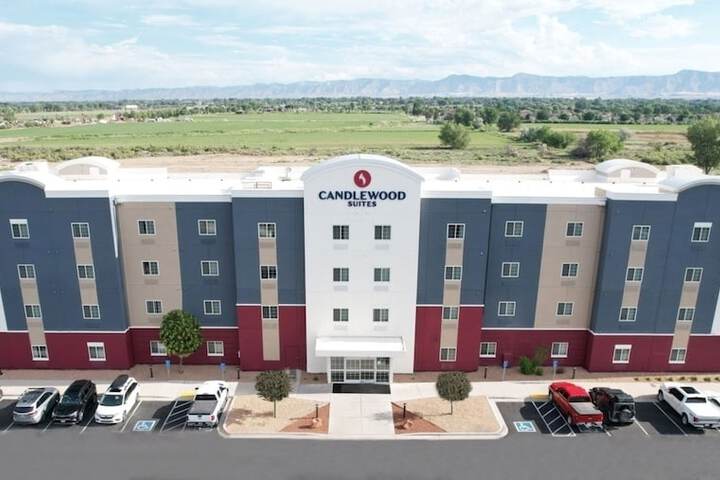 Hotel 3 of 63