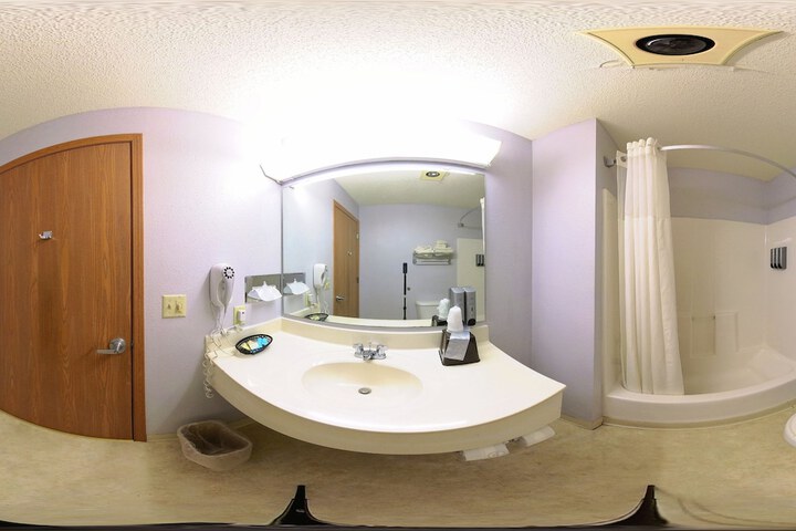 Coratel Inn and Suites by Jasper New Richmond