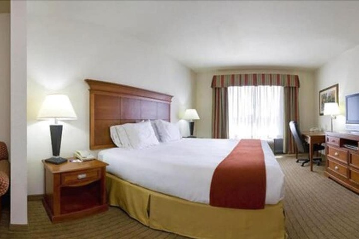 Room 17 of 47