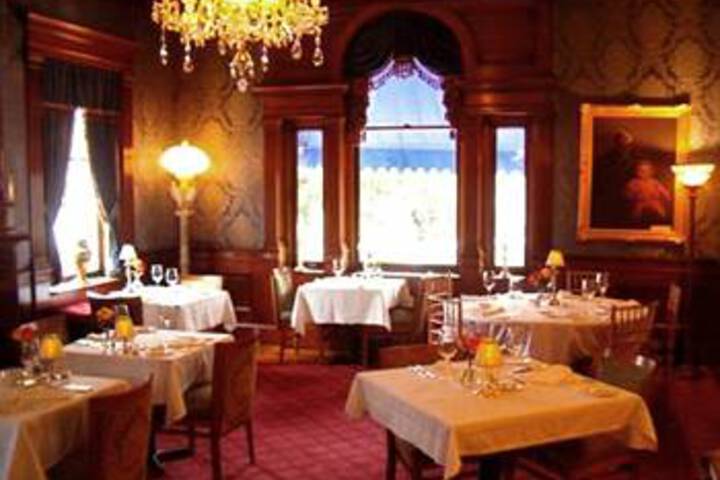 Sheppard Mansion Bed & Breakfast