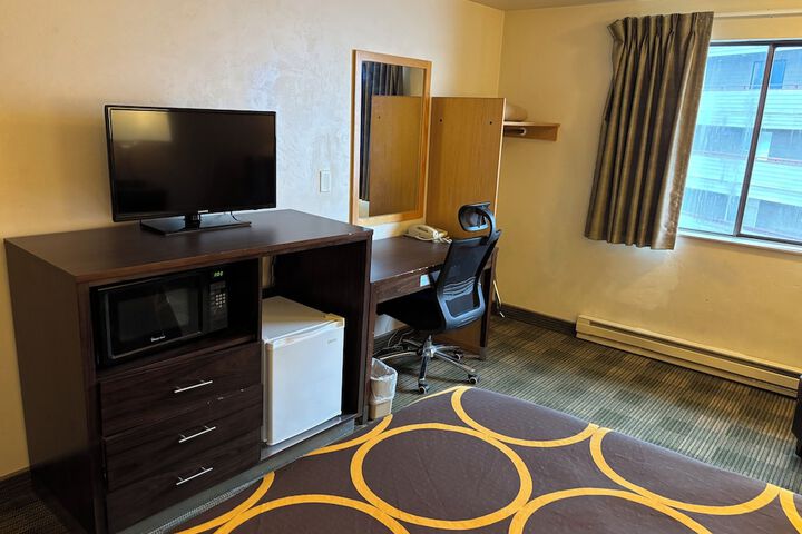 Super 8 by Wyndham Ketchikan