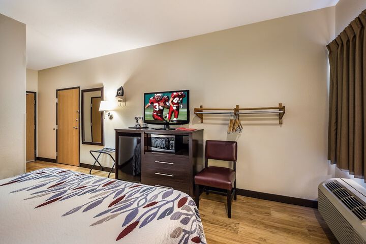 Red Roof Inn St. Louis - Troy IL